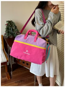 Borsa da viaggio colorata da donna, borsone sportivo leggero impermeabile weekend con tracolla.