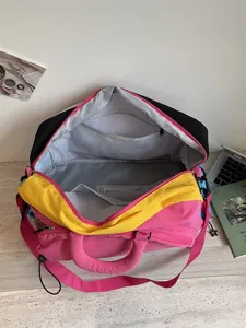 Grote kleurrijke sporttas fitness tas reistas voor training en outdoor activiteiten