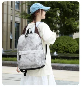 Sac à dos avec dégradé d'étoiles pour étudiants, cartable décontracté et léger.