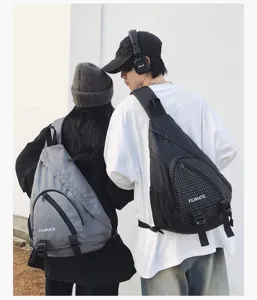 Unisex outdoor fietsen driehoek sling crossbody tas casual dagrugzak met voorvak van mesh.