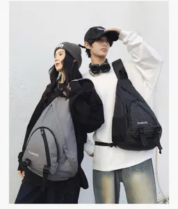 Casual studenten crossbody sling rugzak, grote capaciteit outdoor sport driehoek tas.