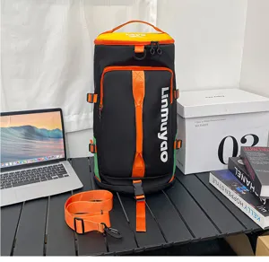 Détail de sac de voyage décontracté, grande capacité noir orange sac de sport fitness.
