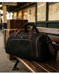 Grand sac de voyage de sport en toile grande capacité pour homme noir vue détaillée.