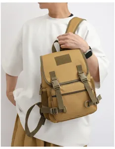 Taktischer Outdoor Rucksack für Damen und Herren, langlebige strapazierfähige Freizeittasche.