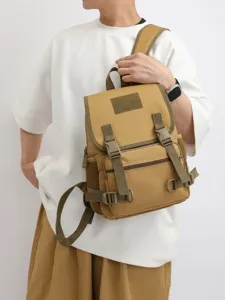 Khaki taktischer Rucksack für Outdoor-Sport, strapazierfähige Canvas-Tasche mit Fächern.