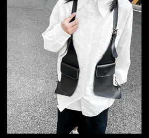 Stilvolle PU Leder Taktische Weste Tasche für Outdoor und tägliche Streetwear Mode.