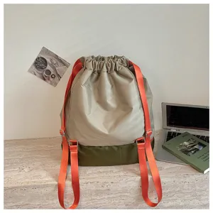 Kontrastfarbener Kordelzug Rucksack, lässige Sport Fitnesstasche, stylischer Alltagsrucksack.