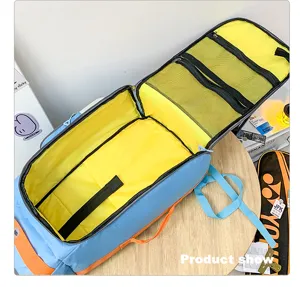 Sac à dos de voyage de grande capacité colorblock avec multiples compartiments.