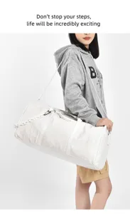 Große Reise-Wochenendtasche aus PU-Leder für Damen, tragbare Sport-Fitness-Handtasche.