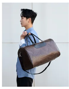 Detailansicht Herren große Kapazität PU Leder Reisetasche, weiche Sporttasche Koffer Tasche.