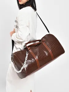 Grosse Kapazitat Reise-Duffelbag fuer Damen, stilvolle braune PU-Leder Sport- und Wochenendtasche.