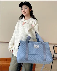 Große gesteppte Reisetasche, blaue Sporttasche mit großem Fassungsvermögen für Damen.