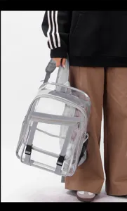 Transparenter PVC Rucksack groesse Kapazitaet Stadion zugelassen mit stabilen Reissverschlusstaschen.