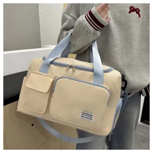 Grosse kapazitaet freizeit reise tasche duffel bag mit stilvollem kontrastdesign fitness.