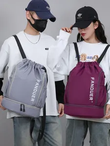 Großer Sportrucksack mit Nass-Trocken-Trennung für Basketball, Fitness und Schwimmen.