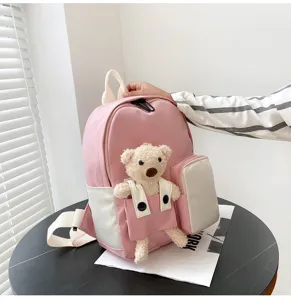 Zaino per bambini con orsetto rosa, ideale per la scuola materna, viaggi e uso quotidiano casual.