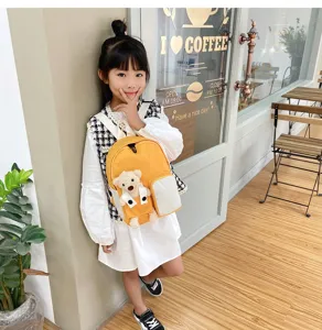 Simpatico zaino per bambini con orsetto dei cartoni animati borsa da viaggio gialla