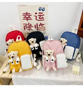 Zaino per bambini carino con orsetto di cartone animato, borsa da viaggio casual stile coreano.