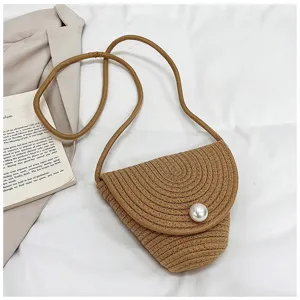 Borsa a tracolla in paglia intrecciata estiva da donna, elegante borsa estiva con perla.