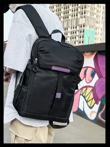 Schwarzer Rucksack mit grossem Kapazitaet fuer Herren Damen, Geschaefts-Computer-Tasche.