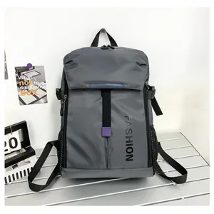 Großer grauer Business Casual Rucksack mit vielen Fächern für Outdoor Reisen und Alltag