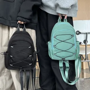 Kleine Nylon Rucksack für Damen und Herren, lässiger Freizeitrucksack mit Kordelzug.