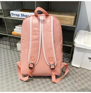 Rosa PU Leder Freizeit Rucksack für Pendler, leicht und wasserdicht für den Alltag.