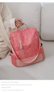 Stylischer pinker Damen Rucksack aus geprägtem PU-Leder, multifunktionaler Freizeittag.