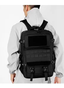 Multifunktionaler taktischer Rucksack mit grossem Volumen fuer Outdoor Reisen.