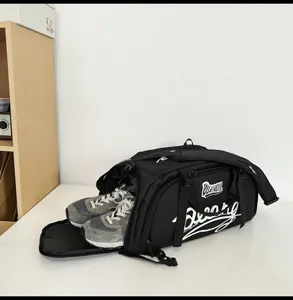 Sac de voyage de sport multifonctionnel noir avec compartiment à chaussures.