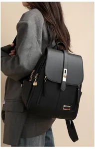 Stilvoller schwarzer Lederrucksack für Damen, lässiger Alltagsbegleiter für Büro und Reise.