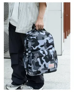 Modischer Graffiti-Camouflage-Rucksack für Damen und Herren, große Reise-Schultasche PC.