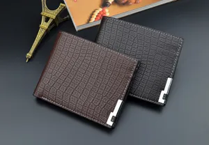 Men short wallet business retro crocodile pattern PU leather purse with metal corner design detail.