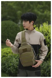 Taktische Brusttasche für Herren, Outdoor Einzelschulter Umhängetasche, multifunktionales Design.