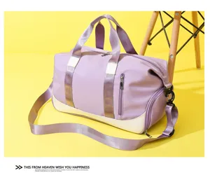 Bolsa de deporte morada con compartimento para zapatos, bolso de viaje para fitness.