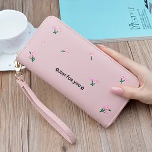 Women Long Wallet PU Leather Floral Embroidered Zipper Clutch Large Capacity Phone Purse Elegant Wristlet Card Holder For Female