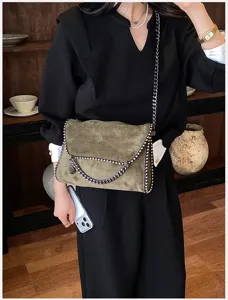 Bolso bandolera de ante verde oliva, elegante bolso de hombro con cadena elegante.