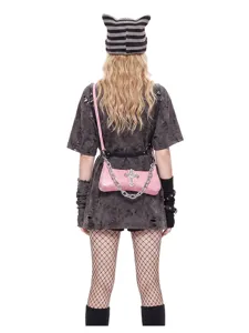 Rosa Leder Achseltasche mit Metallkette und Kreuz-Dekor, Punk-Stil Umhängetasche für Damen.