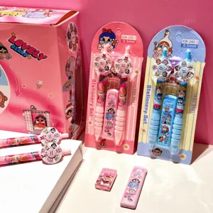 Süßes Cartoon-Druckbleistift-Set mit Radiergummi und Nachfüllungen für Schulkinder.