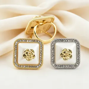 elegante fibbia per sciarpa quadrata con strass camelia clip per angolo di camicia