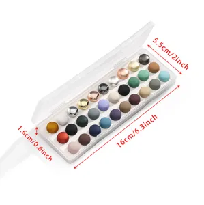 Magnetische hijab speldjes set in een doorzichtige opbergdoos met sterke magneten.