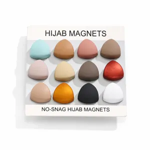 Conjunto de imanes triangulares coloridos para hiyab, alfileres magnéticos para pañuelos.
