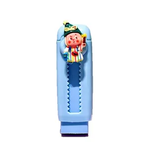 Süßer Harz Push-Pull Radiergummi mit Retro-Stern-Puppen-Design, sauberes Radieren für Schüler.