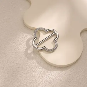 Clover Scarf Buckle Rhinestone Clothing Hem Knot Waist Clip T-Shirt Dress Accessory Main Image