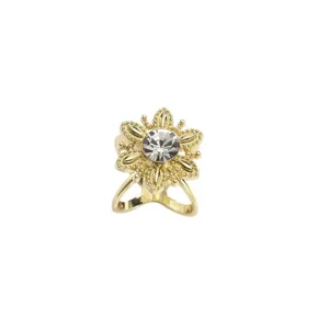 Anneau d'écharpe en strass floral doré élégant accessoire de pince de nœud de chemise