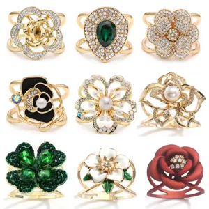 Fashion Zinc Alloy Camellia Flower Scarf Buckle Rhinestone Artificial Pearl Brooch Coat Waist Belt Clip Women Jewelry