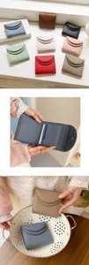 Minimalistische einfarbige halbrunde Mini Brieftasche PU Leder Geldbörse mit vielen Fächern.