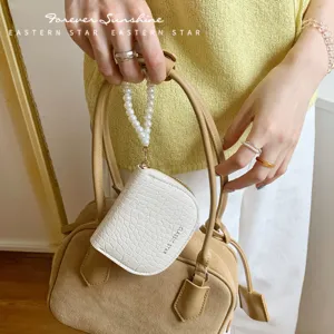 White crocodile texture card purse with pearl strap and stylish khaki handbag set for women.