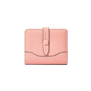 Roze lederen dames portemonnee met verticale band sluiting en handige vakken voor pasjes.