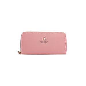Roze lange PU lederen dames portemonnee met veilige ritssluiting en gouden logo.
